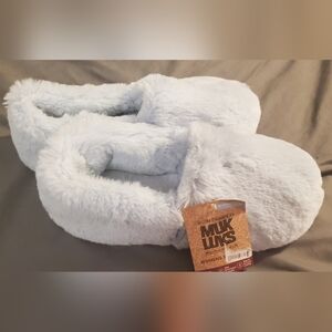 Muk Luks Women's Fuzzy Light Blue Slippers